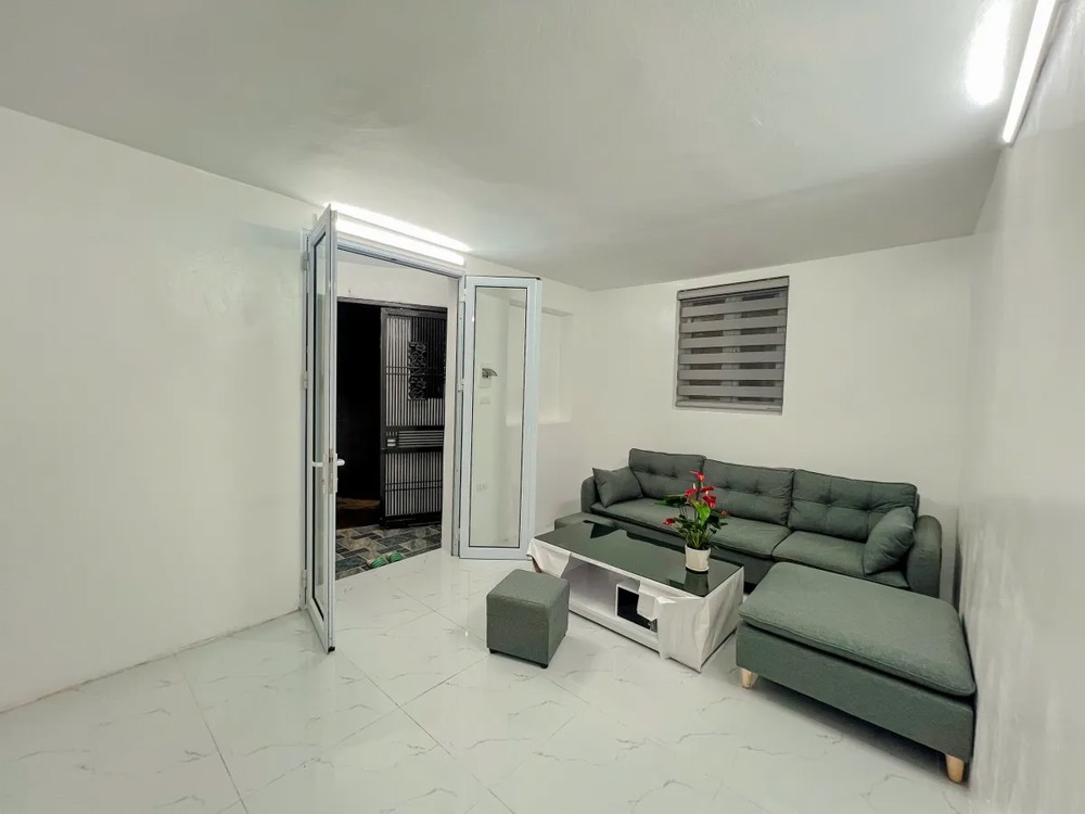 NHÀ MỚI Ngõ Lan Bá Hồ Ba Mẫu 232m2 X 5 tầng  6.5 tỷ Đống Đa Hà Nội