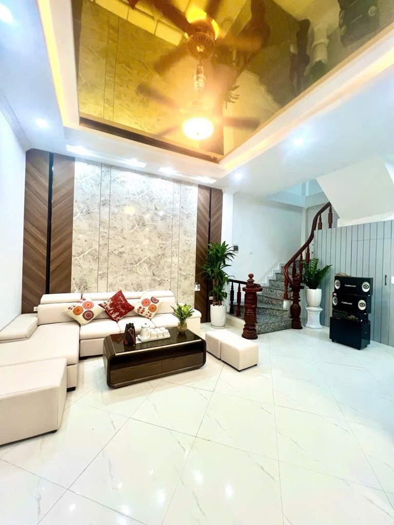 Nhà Đẹp 4 Tầng Trung Tâm Thanh Xuân - Nội Thất Cao Cấp - 8.8 Tỷ