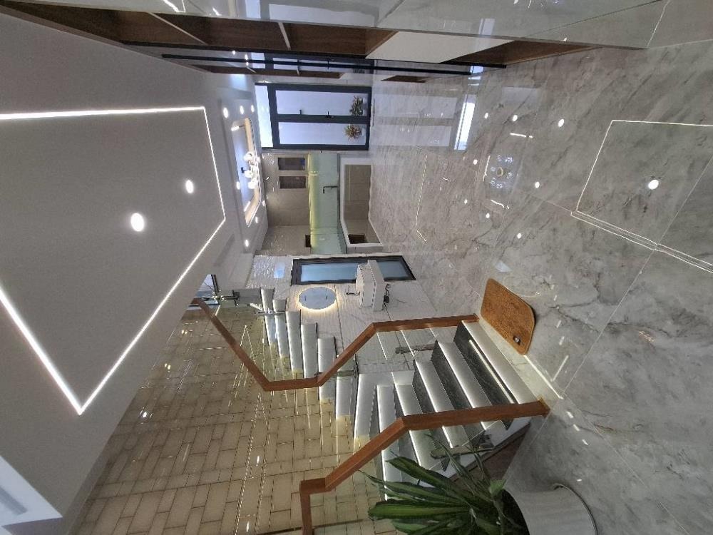 Bán nhà mặt tiền Bờ Bao Tân Thắng, Tân Phú - 4 Tầng, 90m2, Giá 23 tỷ