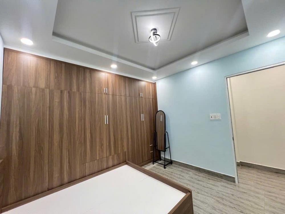 Bán Nhà Phạm Văn Đồng, 64m2, 3 Phòng Ngủ, Giá 4.8 Tỷ