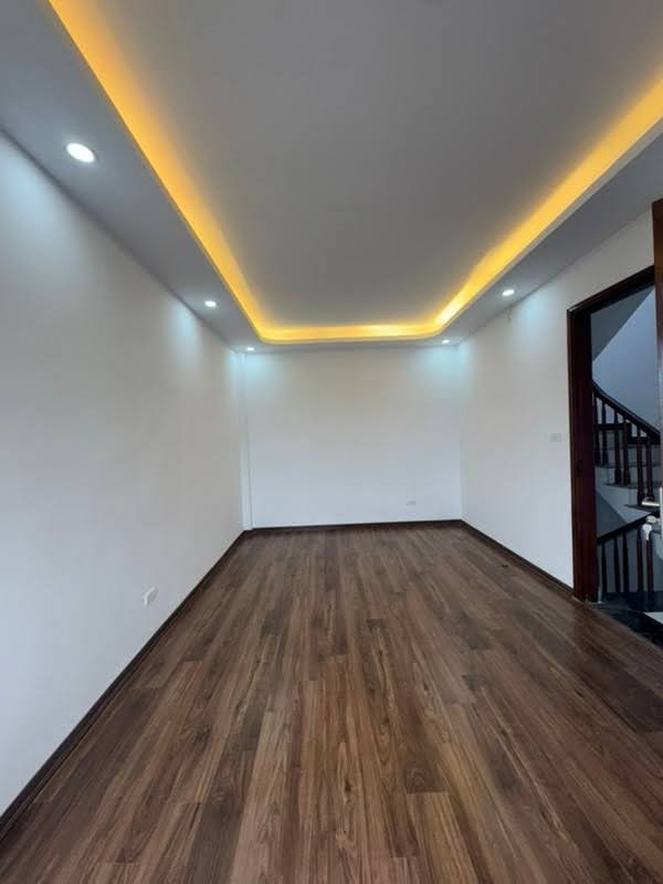 Nhà Mới Thanh Trì 5 Tầng, Giá 4.1 Tỷ - Vị Trí Vàng Ngọc Hồi