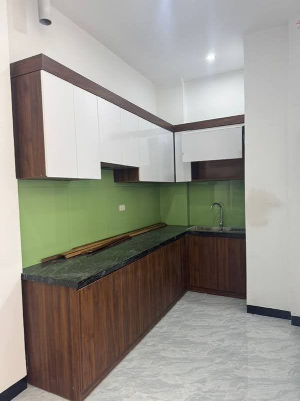 Nhà Mới Thanh Trì 5 Tầng, Giá 4.1 Tỷ - Vị Trí Vàng Ngọc Hồi