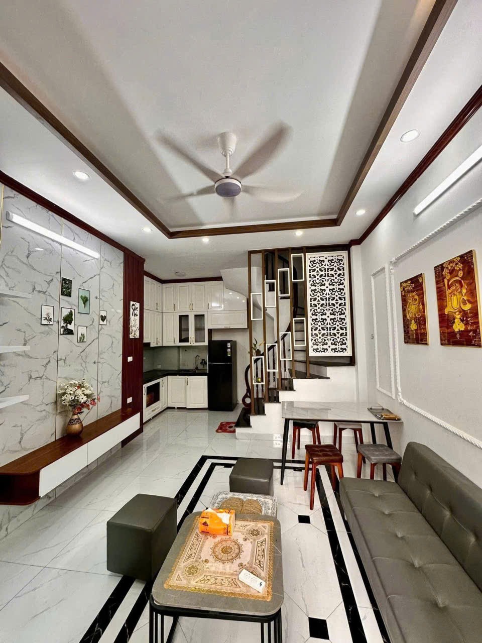 Bán nhà mới xây Ngọc Hà Ba Đình - 33m² x 5 tầng, 10.5 tỷ - Vị trí trung tâm