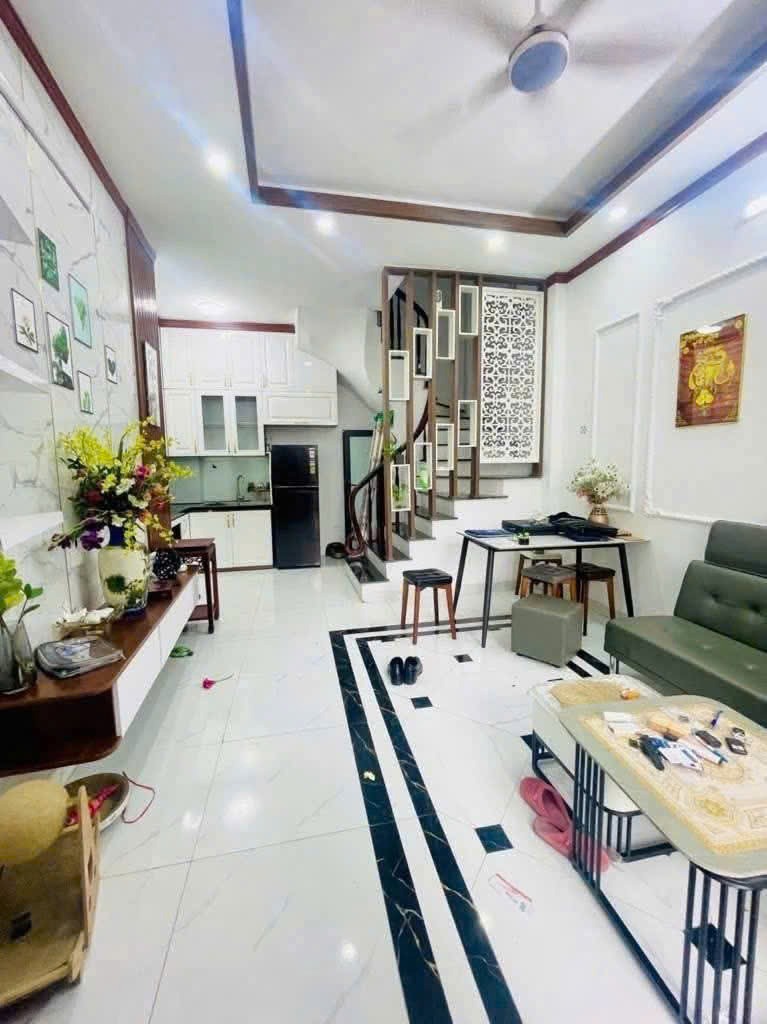 Bán nhà mới xây Ngọc Hà Ba Đình - 33m² x 5 tầng, 10.5 tỷ - Vị trí trung tâm