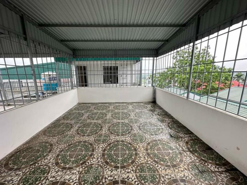 Bán nhà 5 tầng đơn lập Hoài Đức - Cạnh chợ Giang Xá, Nội Thất 99%