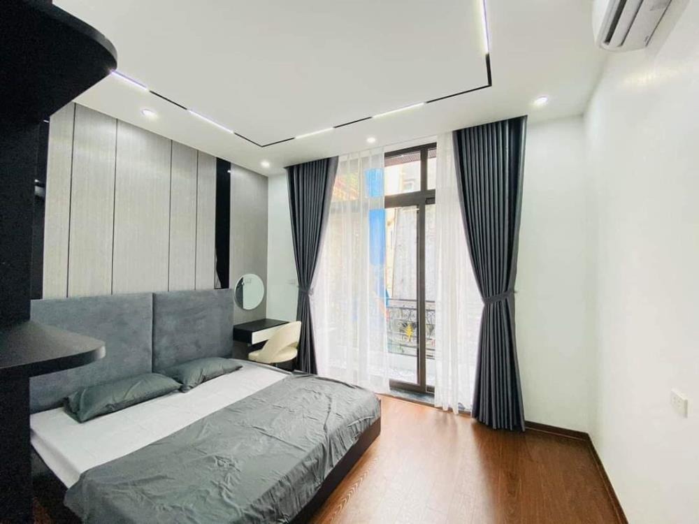 Bán nhà 5 tầng đơn lập Hoài Đức - Cạnh chợ Giang Xá, Nội Thất 99%