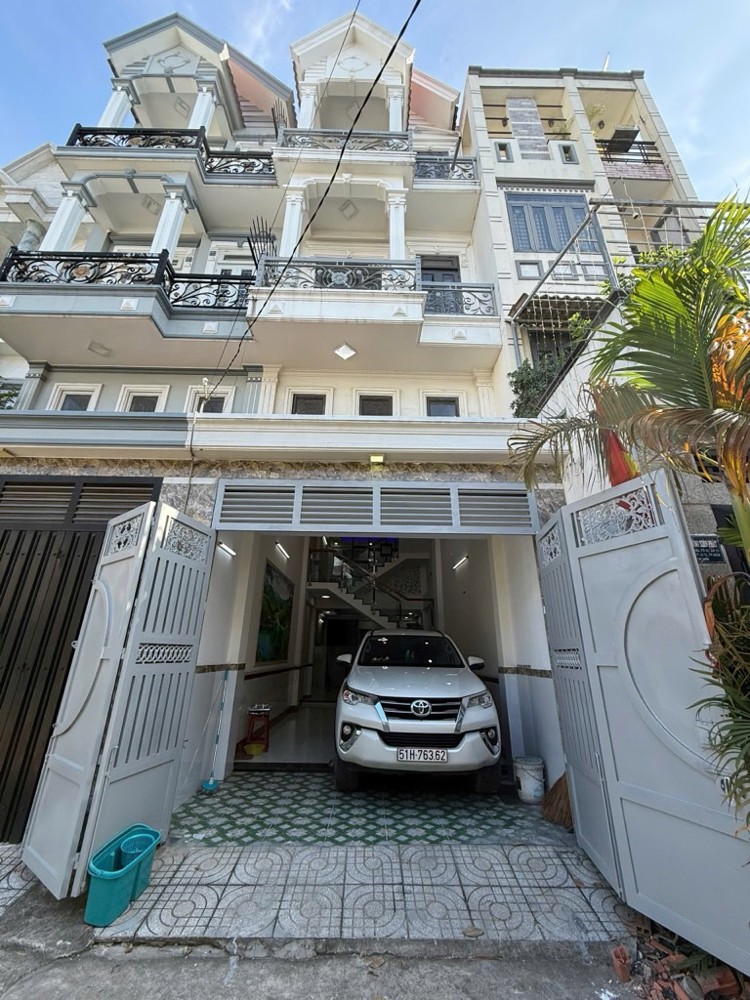 Bán nhà  Lâm Thị Hố,p Tân chánh hiêp  Q.12, 4x17m, 3 tầng, 4PN, SHR,