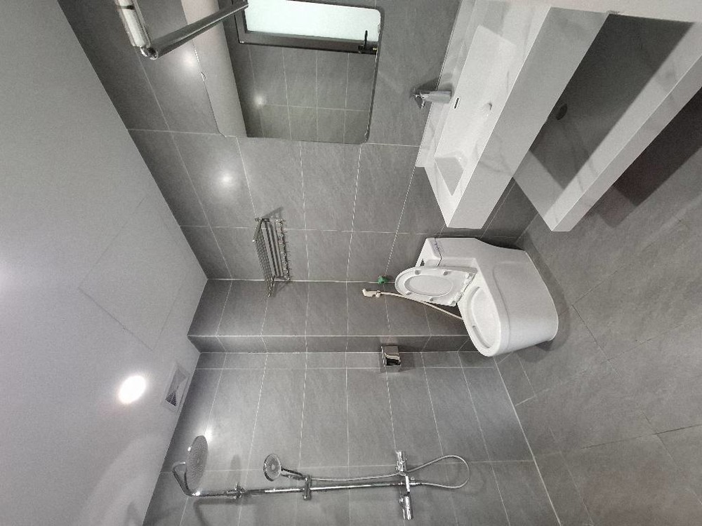 BÁN NHÀ GIA QUẤT LONG BIÊN, MỚI TINH-OTO ĐỖ-30M-NHỈNH5 TỶ(TL)