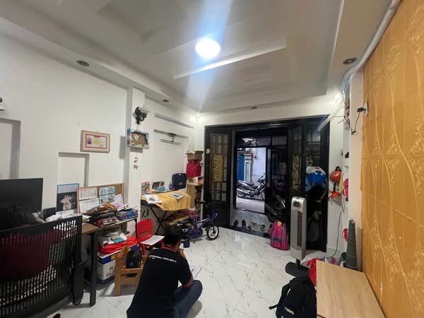 Nhà Lý Thái Tổ, Quận 10 – 82m² – Vị trí trung tâm cạnh vòng xoay Lý Thái Tổ – Giá nhỉnh 10  tỷ