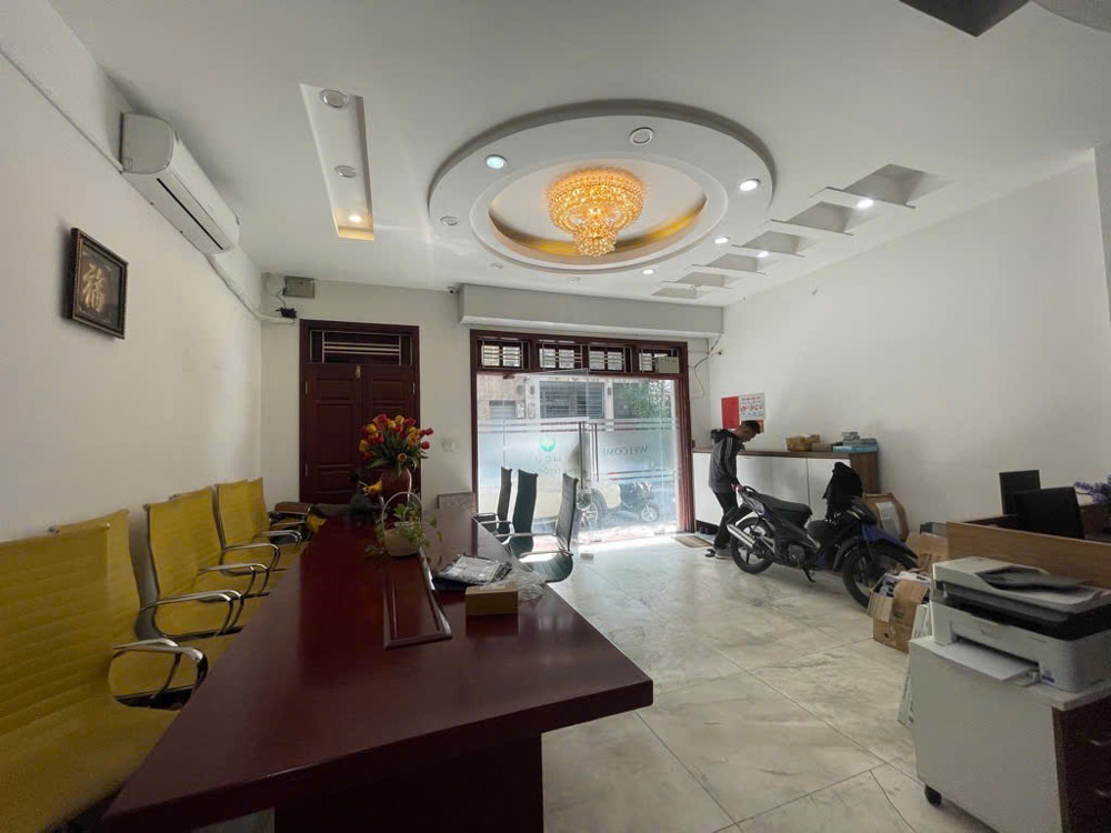 Bán tòa mặt phố Bà Triệu, Lê Đại Hành DT 80m2, lô góc 3 thoáng, gần Hồ Gươm, KD tuyệt