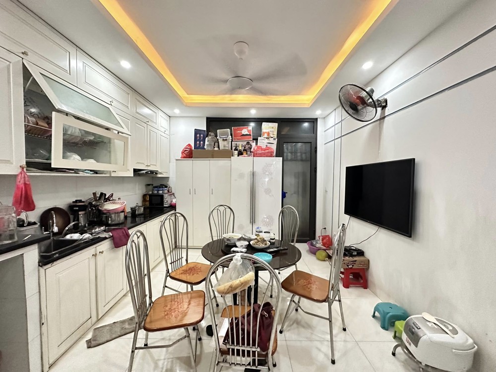 Bán Nhà Vũ Tông Phan, 55m*4MT*5 tầng, ngõ thông ô tô, kinh doanh lý tưởng; Giá 12,9 Tỷ