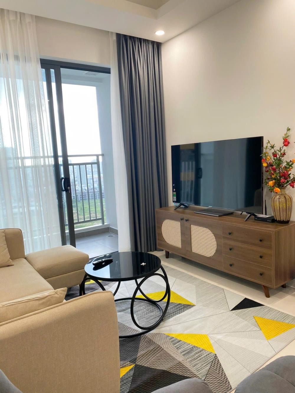 Căn Góc 2PN, 69m2, View Landmark 81 - Q7 Riverside Giá 4.11 tỷ