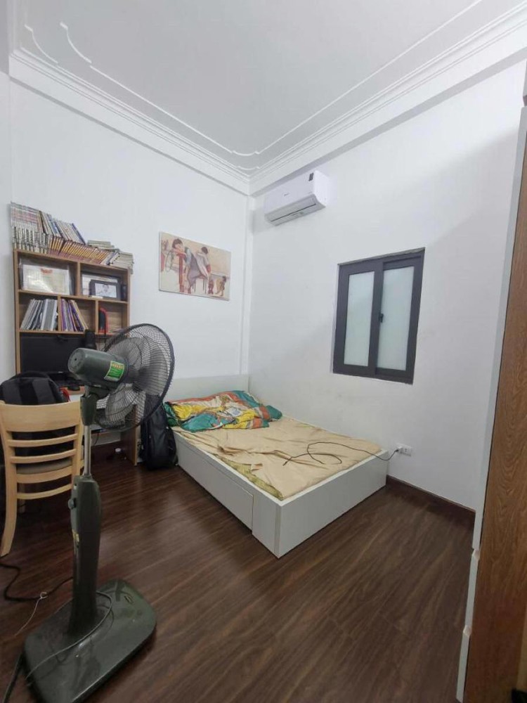 Chính chủ cần nhượng  lại căn nhà tại ngõ 282 Kim Giang, DT36m2, 4 tầng giá 7,6 tỷ