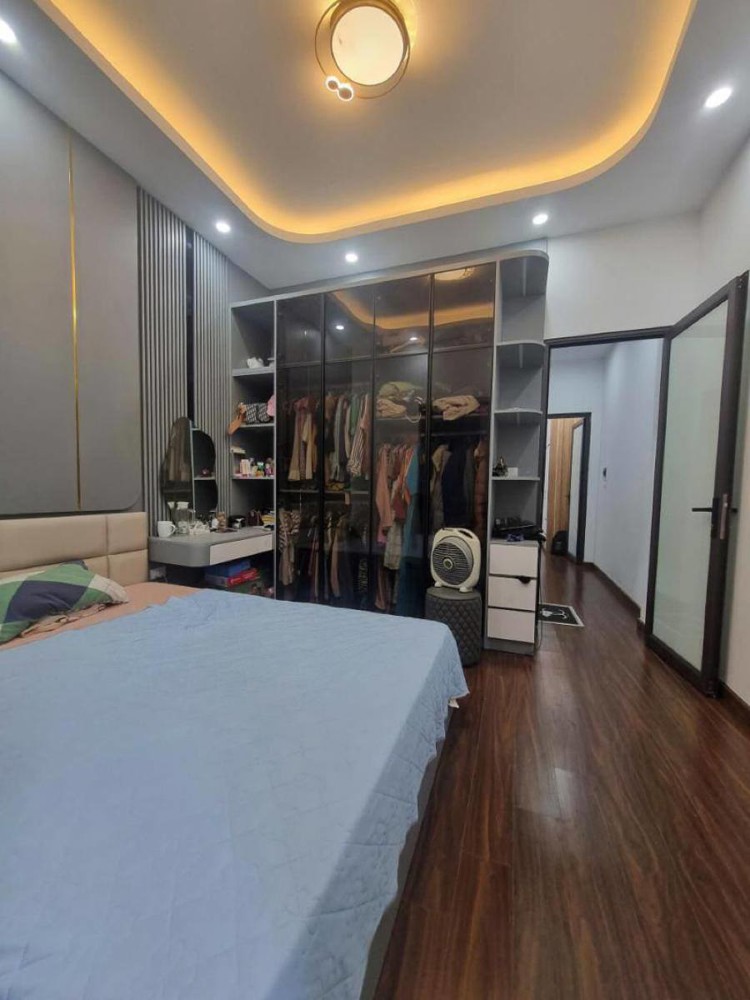 Chính chủ cần nhượng  lại căn nhà tại ngõ 282 Kim Giang, DT36m2, 4 tầng giá 7,6 tỷ