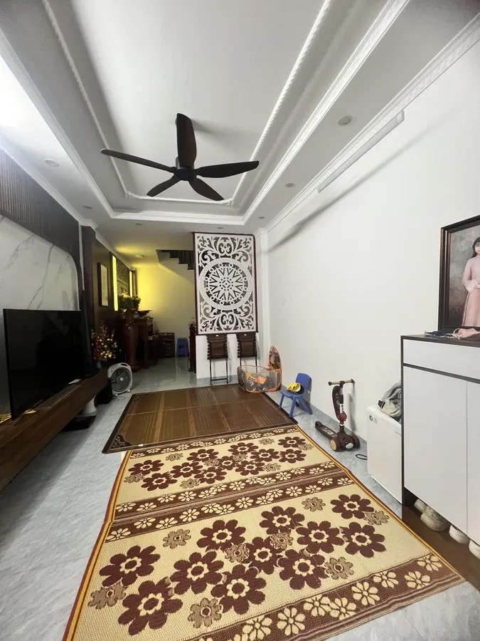 NHÀ ĐẸP 6 TẦNG Ô TÔ ĐỖ CỬA Thạch Bàn 37m2 X mặt tiền 3.8m, 8.5 tỷ Long Biên Hà Nội