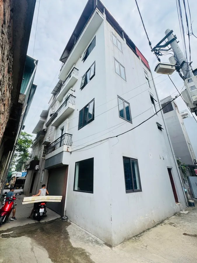 BÁN NHÀ 5 TẦNG Ô TÔ ĐỖ CỬA Phố Thanh Am 65m2 mặt tiền 7.5 12.2 tỷ Long Biên Hà Nội