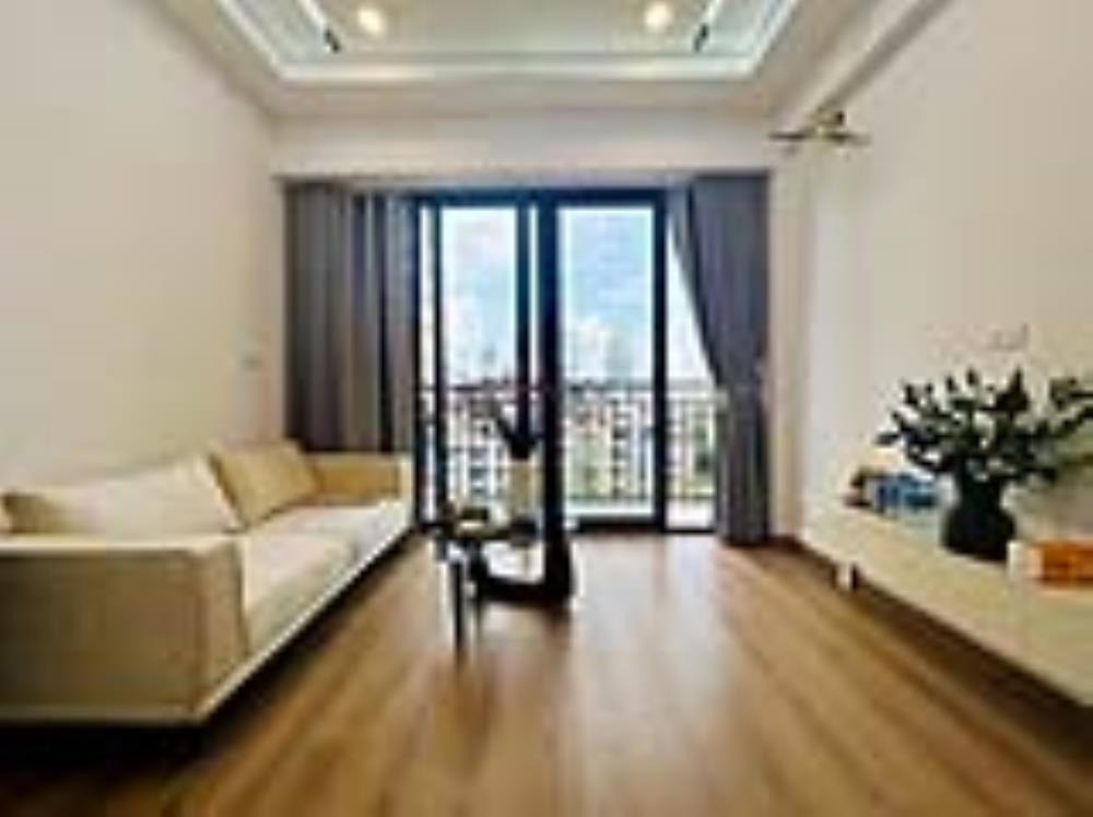 Bán căn hộ Đền Lừ - Tân Mai: View đẹp, Full Nội Thất, 2PN, Giá 4.18 Tỷ