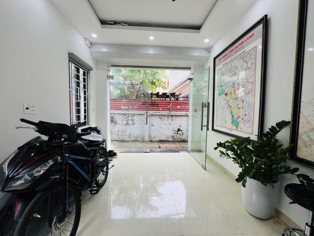 Bán Nhà Lô Góc 3 Mặt Thoáng, Phan Đình Giót, La Khê, Hà Đông - 33m², 5 Tầng, Giá 10.5 Tỷ