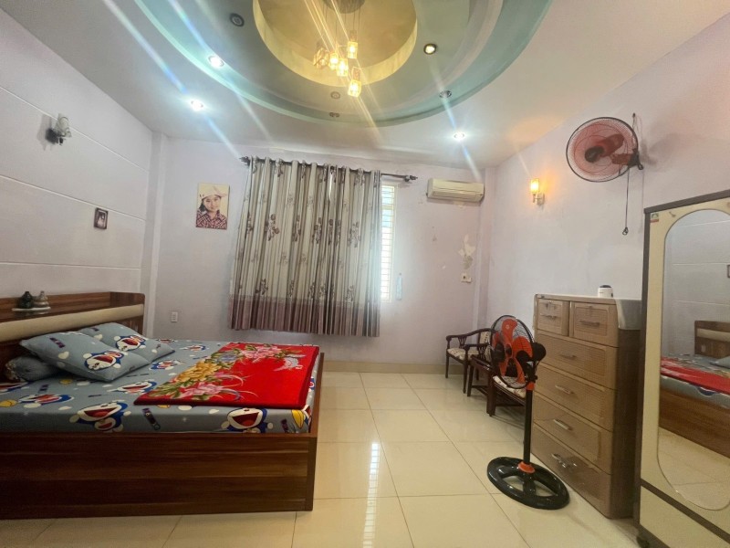Bán nhà đường số 24, Phường Hiệp Bình, TP HCM. DT 105m2, 3 tầng, 3PN. Sổ hồng, giá 11.85  tỷ