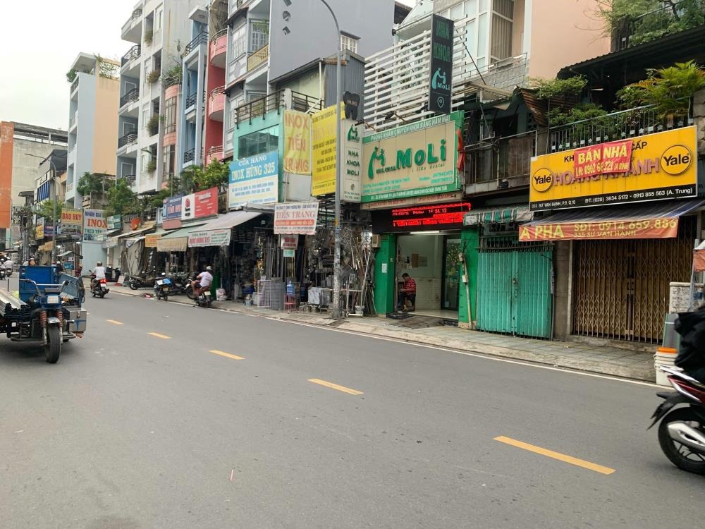 Bán Nhà Mặt Tiền Sư Vạn Hạnh, Quận 10 - 45m2, 3 Tầng, Kinh Doanh Sinh Lời