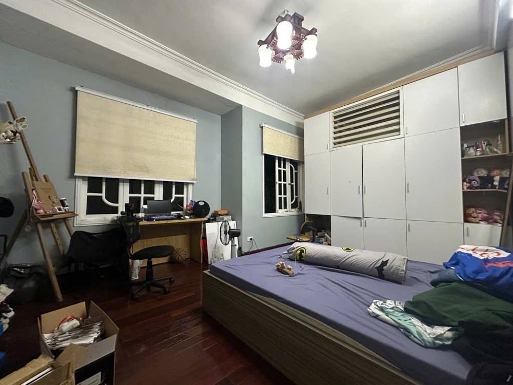 Nhà Hoàng Hoa Thám 46m, 5 tầng, oto đỗ cửa, 20m ra đường lớn oto tránh full nội thất!