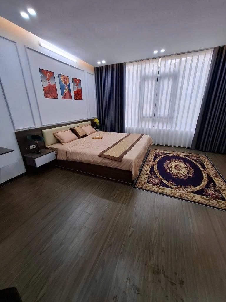 Bán Nhà Phân Lô 6 Tầng, Oto Vào Nhà, Nội Thất Cao Cấp - Hoàng Văn Thái