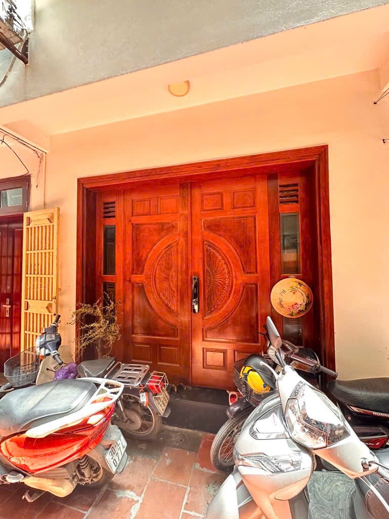Bán nhà đẹp Hoàng Hoa Thám, Ngọc Hà, Ba Đình - 46m² - 9.35 tỷ