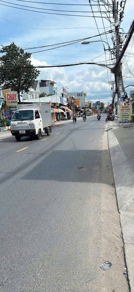 BÁN NHÀ (5x32) MT TRẦN VĂN MƯỜI VỊ TRÍ SIÊU ĐẸP, NGAY CHỢ CHỮ S