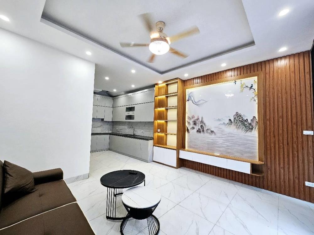 Bán nhà đẹp 42m2, 5 tầng, Miêu Nha, Tây Mỗ - Giá 6.7 tỷ