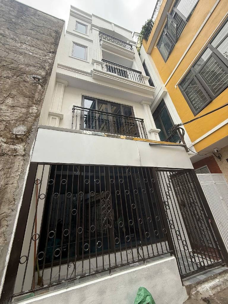 Bán nhà đẹp 42m2, 5 tầng, Miêu Nha, Tây Mỗ - Giá 6.7 tỷ