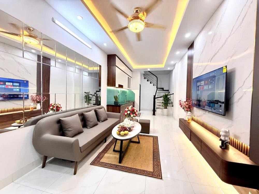 Nhà Mặt Phố Thái Hà - Vị Trí Trung Tâm, Kinh Doanh Sầm Uất - 23.7 Tỷ