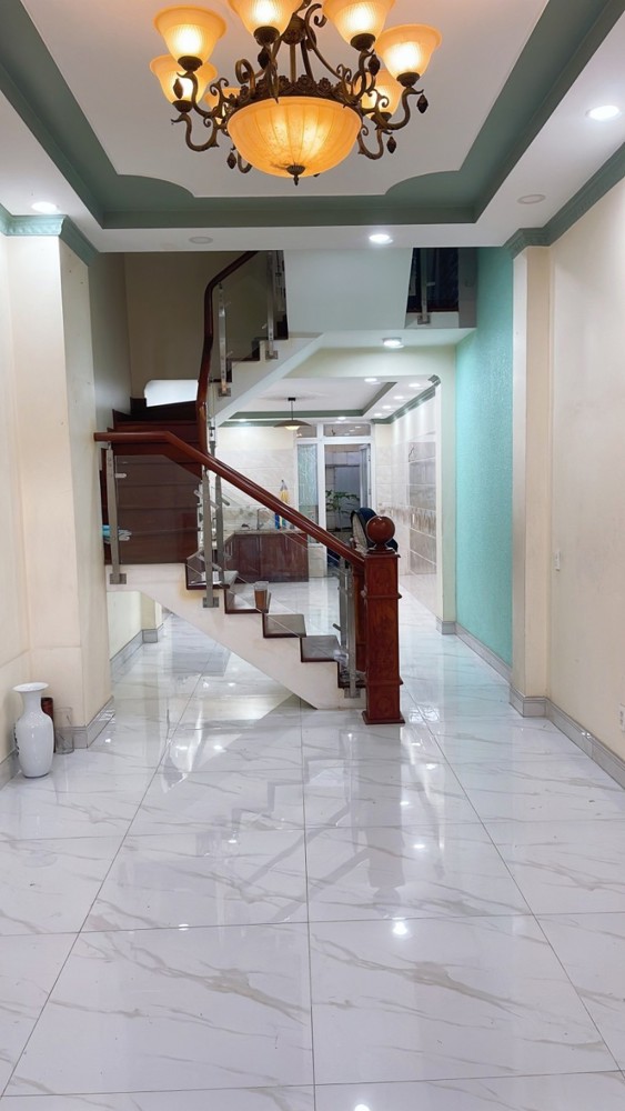Bán nhà riêng 4 tầng, 70m2, đường Hồ Văn Tư, Thủ Đức, TP HCM. Sổ hồng, 4PN, 5.7 tỷ