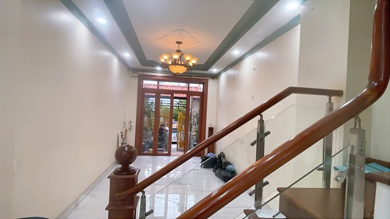 Bán nhà riêng 4 tầng, 70m2, đường Hồ Văn Tư, Thủ Đức, TP HCM. Sổ hồng, 4PN, 5.7 tỷ
