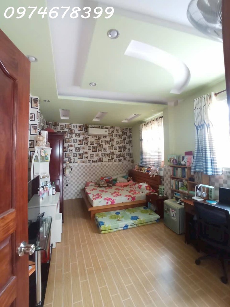 CHÍNH CHỦ CẦN BÁN Q.4 - CĂN NHÀ Tâm huyết chủ TỰ TAY XÂY - 82m2 NHÀ ĐẸP, RỘNG THOÁNG, COI LÀ THÍCH