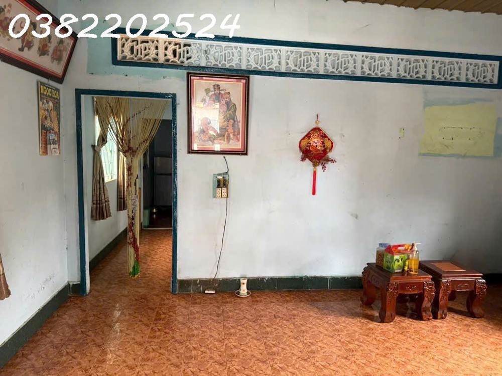 Nhà mặt tiền giá 3tyx nhỏ còn TL mạnh, Sổ hồng sang tên liền. DT 100m2 vuông vức