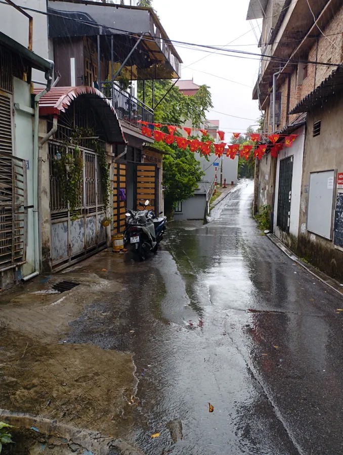 BÁN ĐẤT NGỌC THỤY 47M2 ĐẦU PHỐ NGỌC THỤY Ô TÔ ĐỖ CỬA 5.5 TỶ.CÓ THƯƠNG LƯỢNG