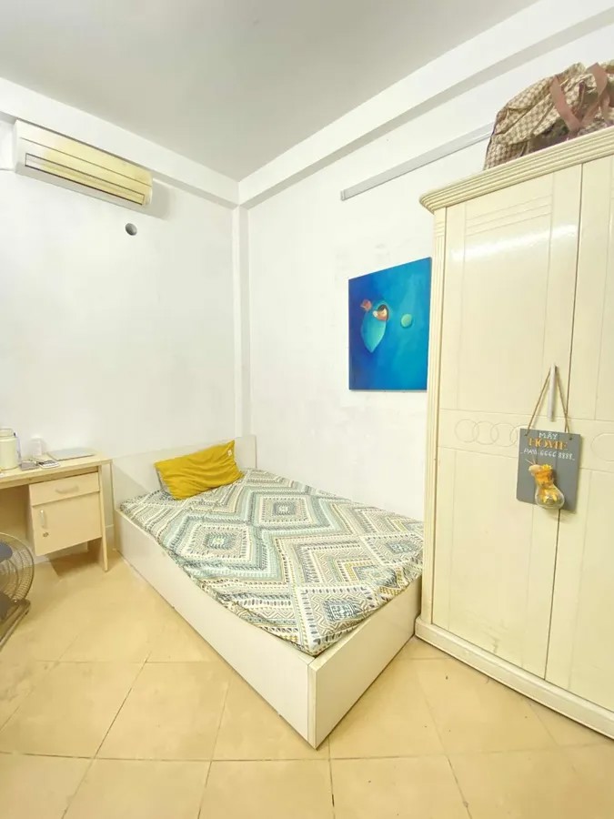 BÁN NHÀ 5 TẦNG DÂN XÂY ĐẸP Phố Ngọc Thụy 38m2 mặt tiền 3.8m,6.95 tỷ Long Biên-Hà Nội
