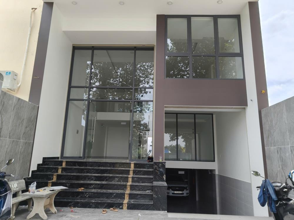 Cho Thuê Tòa Nhà Huy Hoàng Quận 2 - Diện Tích 743.6m2