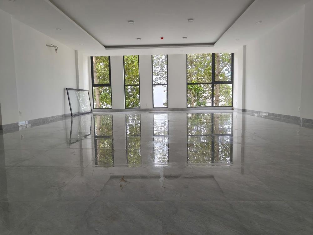 Cho Thuê Tòa Nhà Huy Hoàng Quận 2 - Diện Tích 743.6m2