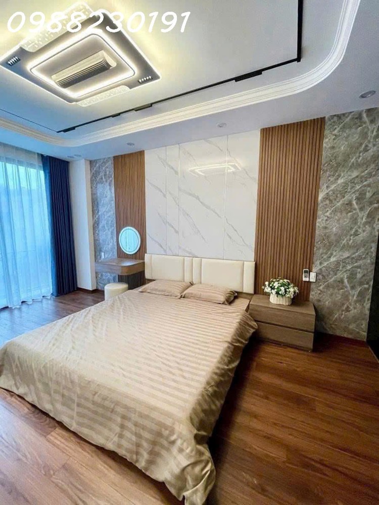 Duy nhất bán nhà Vũ Đức Thuận - 6 Tầng thang máy - Gara ô tô - ngõ thông nhỉnh 9 tỷ