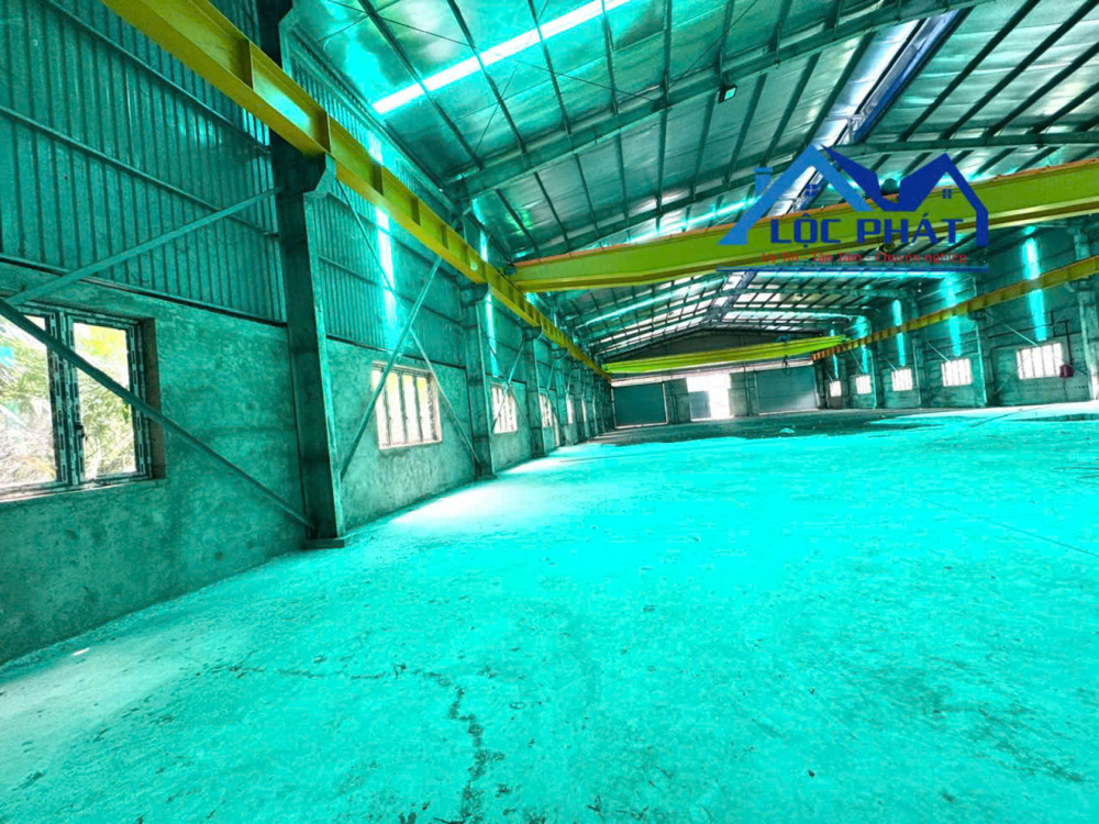 Bán xưởng 3400m2 gần KCN Giang Điền TRảng Bom, Đồng Nai giá 25 tỷ