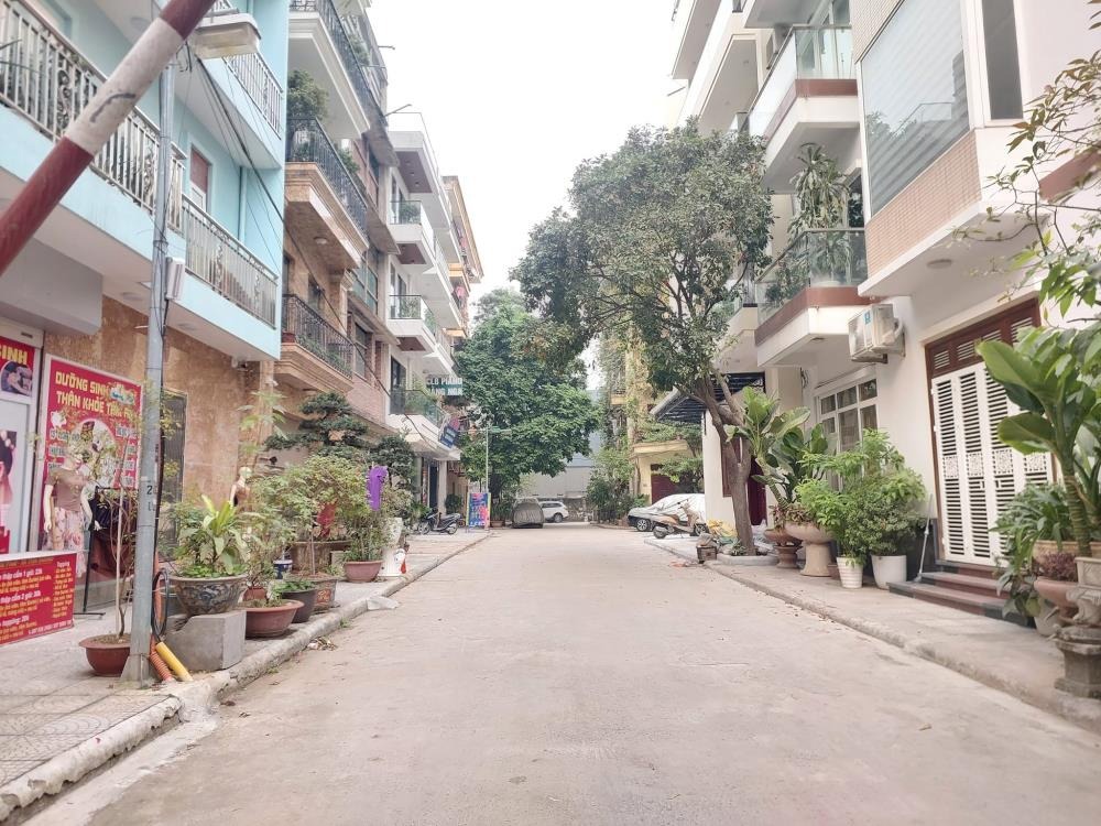 Bán nhà Tây Hồ 50m2, 5 Tầng, 16.8 Tỷ - Phân Lô, Ô Tô Tránh, Vỉa Hè