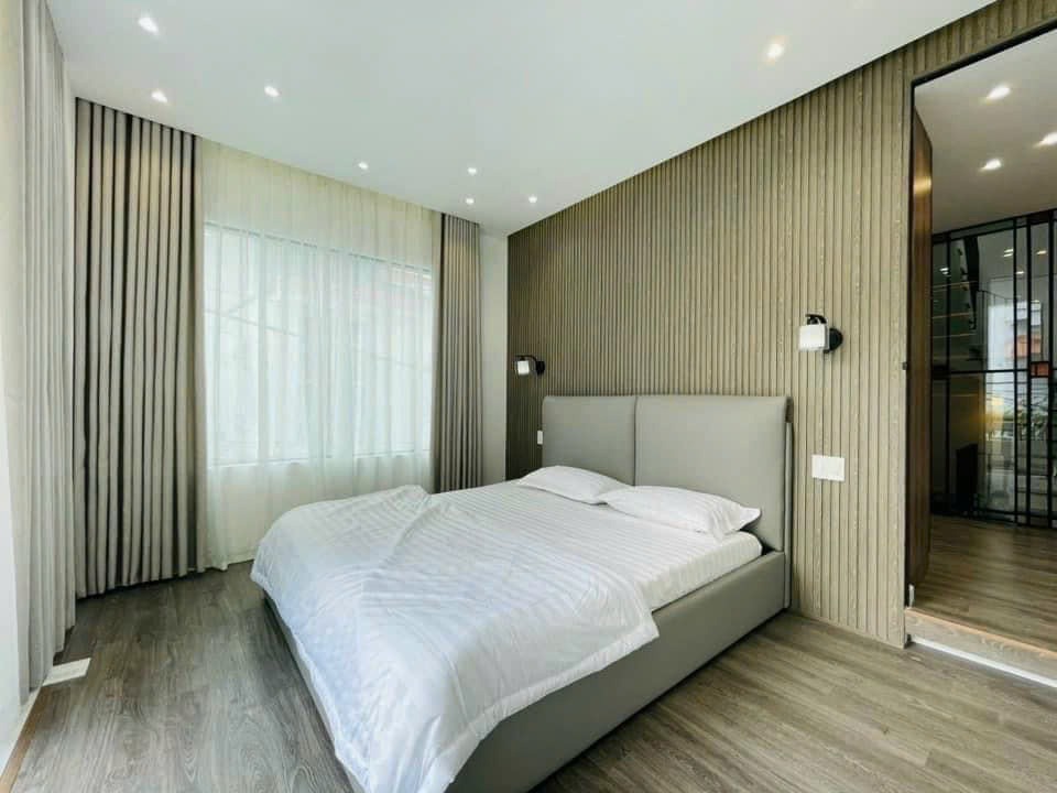 Bán Nhà Mặt Tiền 3 Lầu - Hồ Văn Long, Bình Tân - Vị Trí Đẹp, Giá Tốt