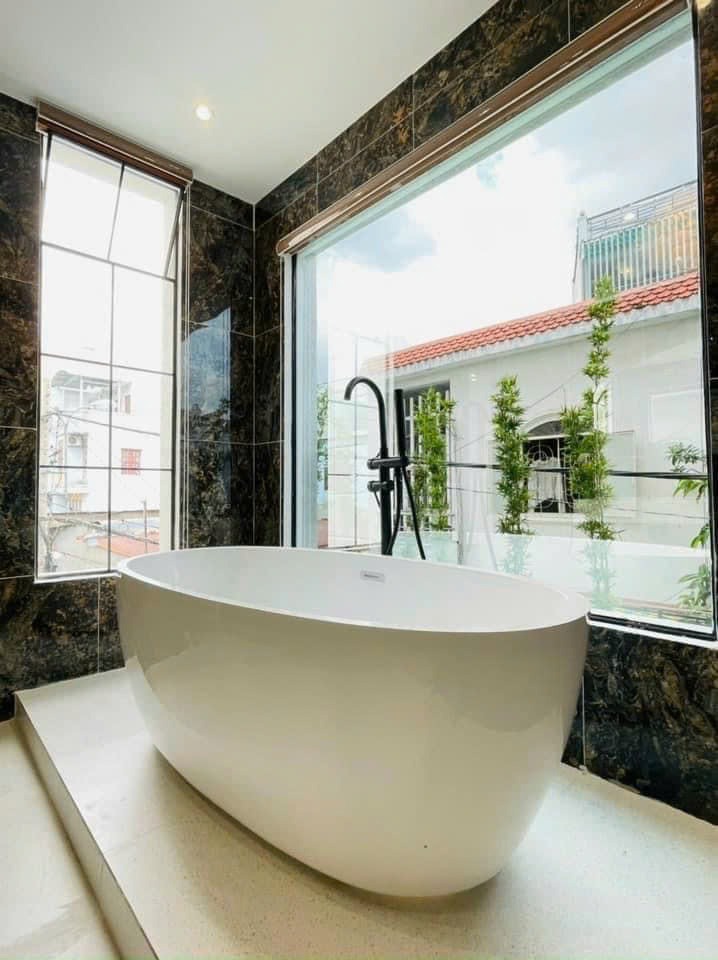 Bán Nhà Mặt Tiền 3 Lầu - Hồ Văn Long, Bình Tân - Vị Trí Đẹp, Giá Tốt
