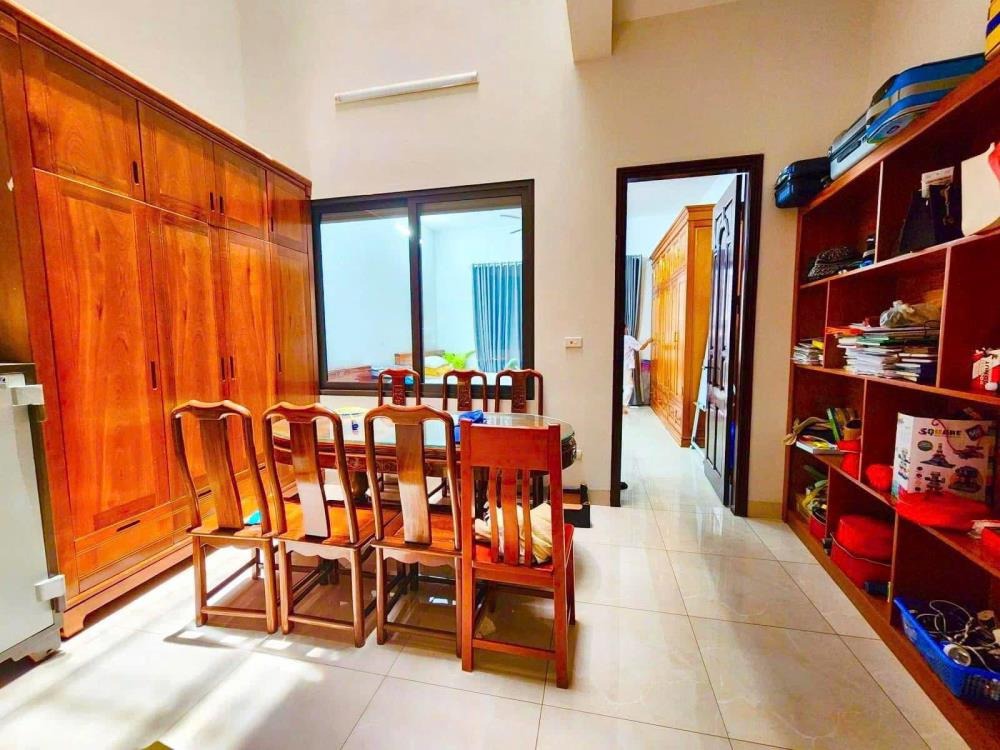 Bán nhà mặt tiền Trần Quốc Vượng, Cầu Giấy - 100m2, 5 tầng, dòng tiền 50tr/tháng