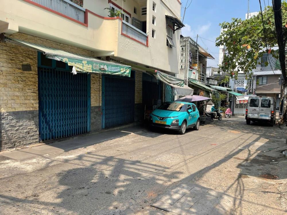 Nhà phố Bình Thạnh 4 Tầng, 6PN, Hẻm Xe Hơi - Giá 12 tỷ