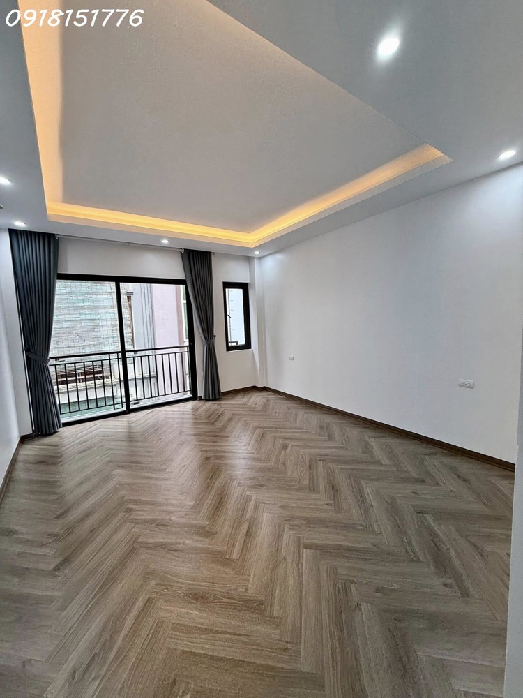 Bán nhà Tôn Thất Tùng 50m², 6 tầng, thang máy, ô tô, kinh doanh, ngõ thông, nhà mới ở ngay