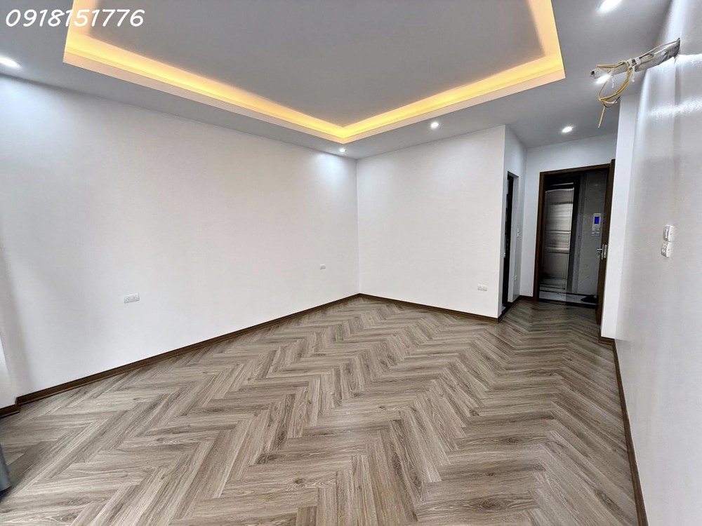 Bán nhà Tôn Thất Tùng 50m², 6 tầng, thang máy, ô tô, kinh doanh, ngõ thông, nhà mới ở ngay