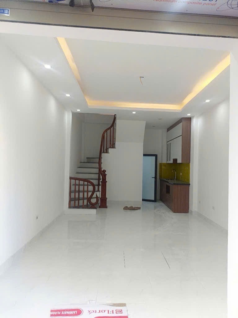 🏡 Bán nhà 5 tầng Đan Phượng - Giá 4.35 tỷ - Vị trí đẹp, giao thông thuận tiện