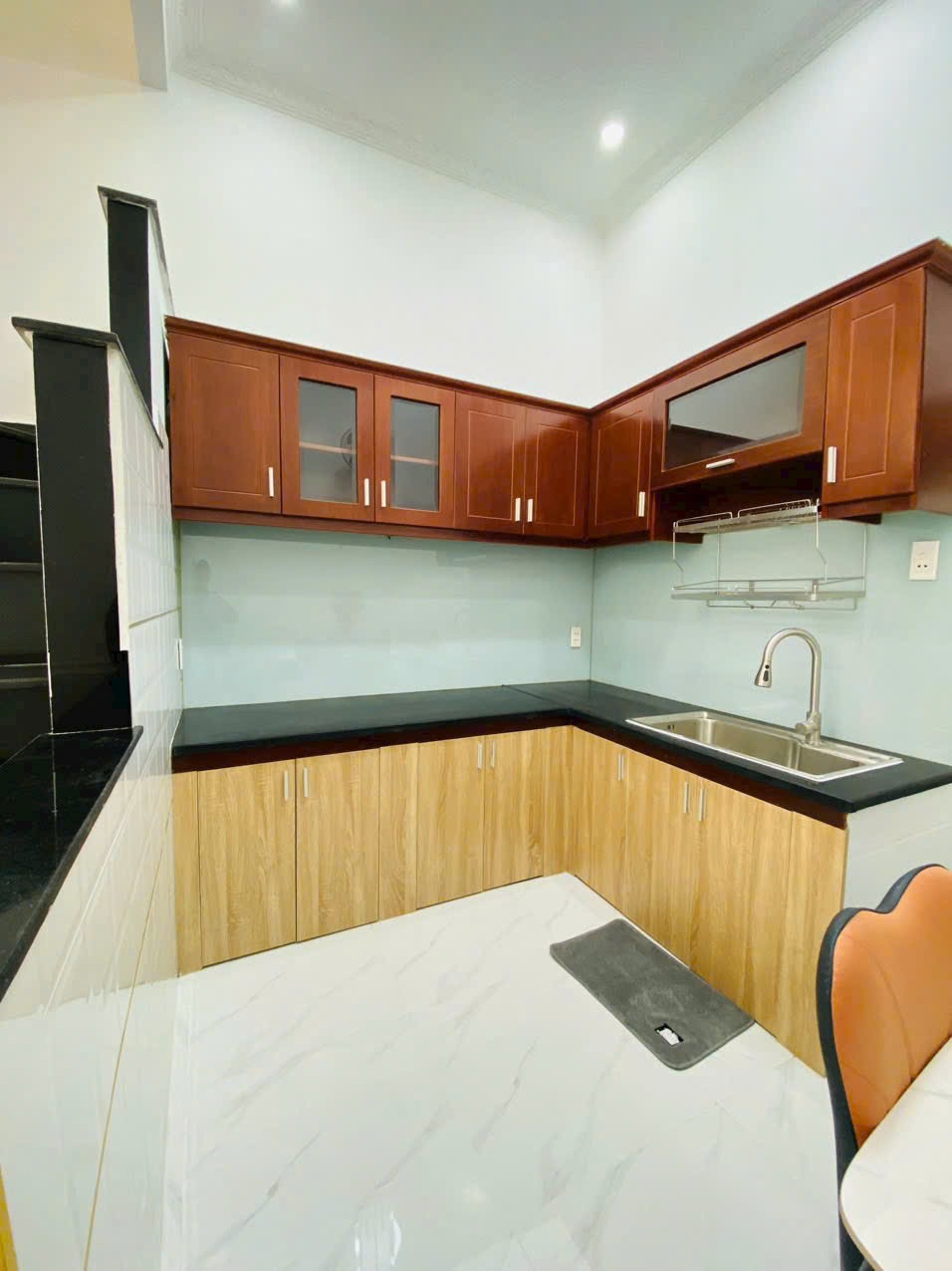 Bán nhà Nguyễn Văn Khối, 2 Tầng, 40m2 - Giá 3.5 Tỷ Thương Lượng